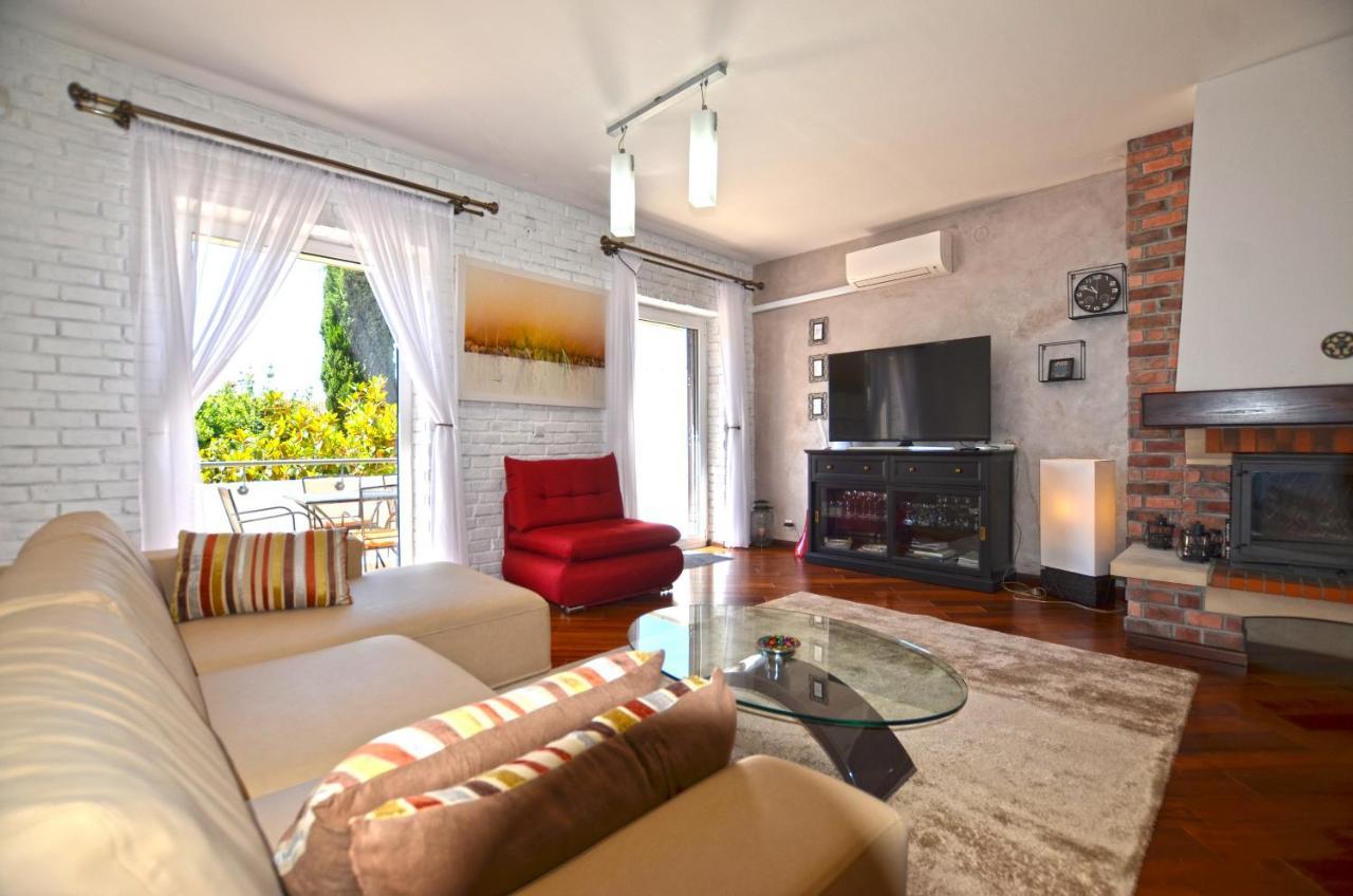 Apartment Max Rovinj Exterior photo