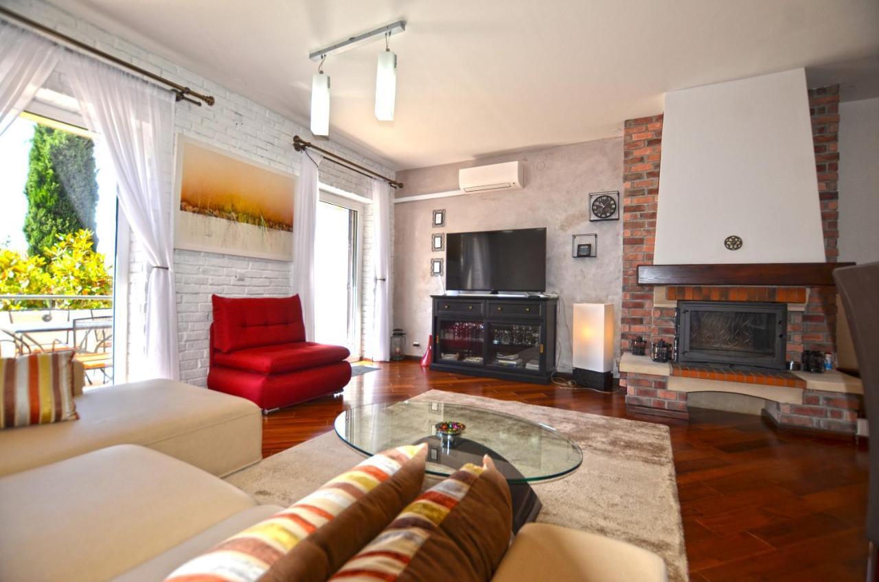 Apartment Max Rovinj Exterior photo