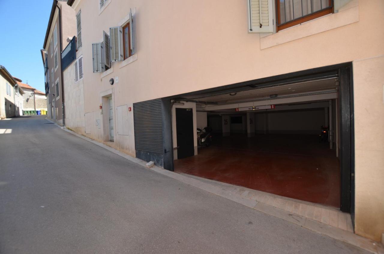 Apartment Max Rovinj Exterior photo
