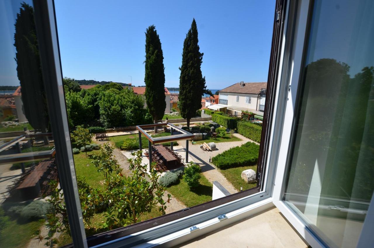 Apartment Max Rovinj Exterior photo