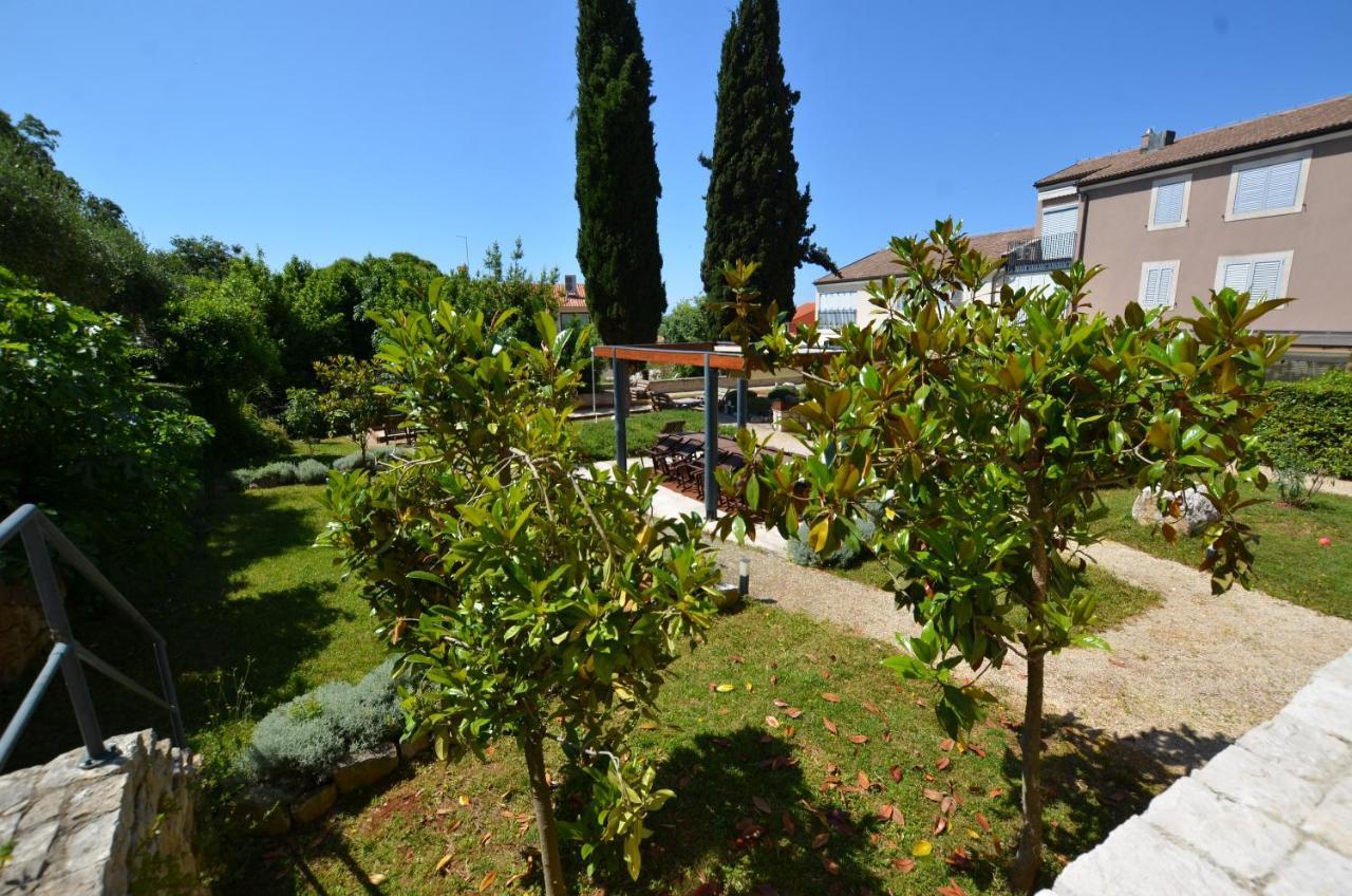 Apartment Max Rovinj Exterior photo
